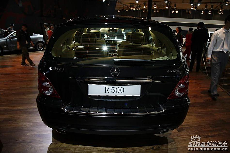 奔驰R500