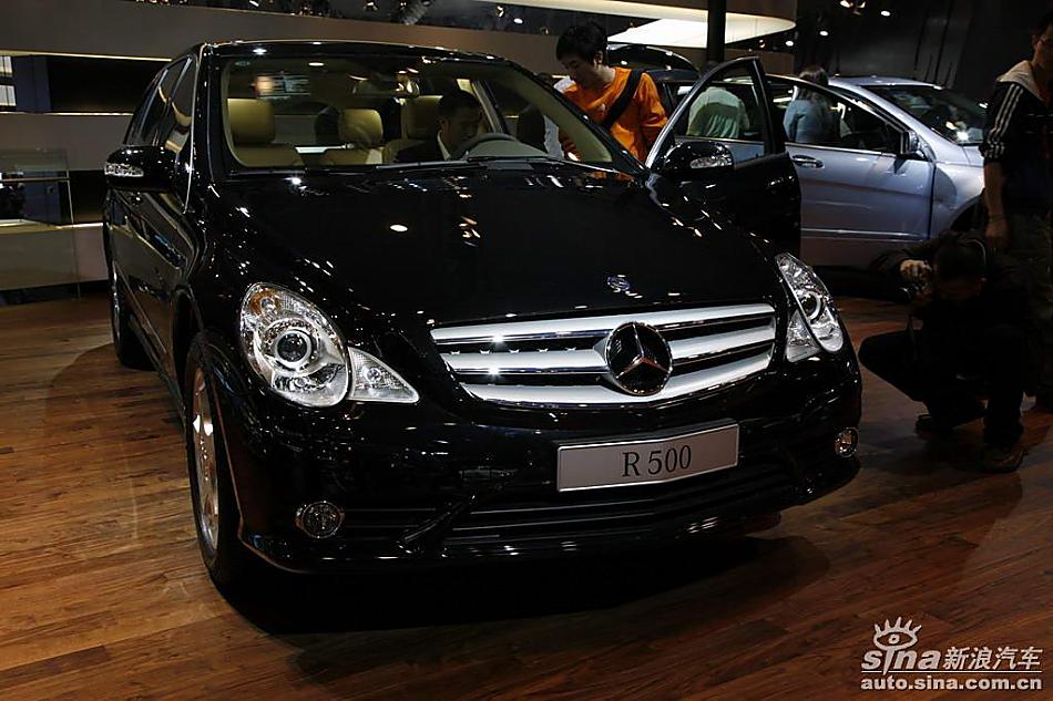 奔驰R500