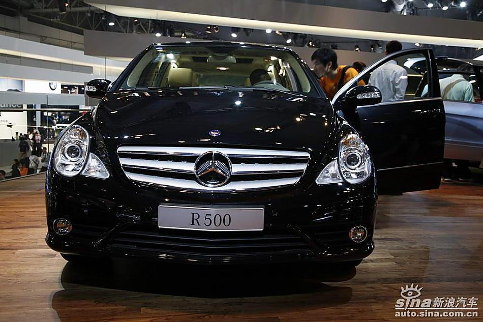 奔驰R500