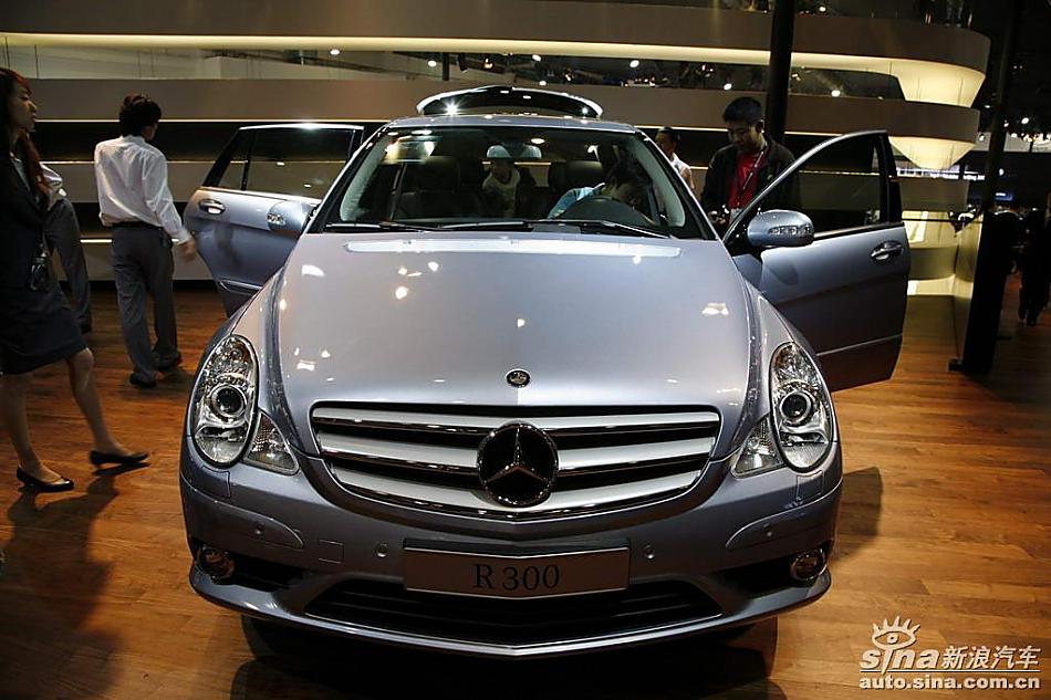 奔驰R300