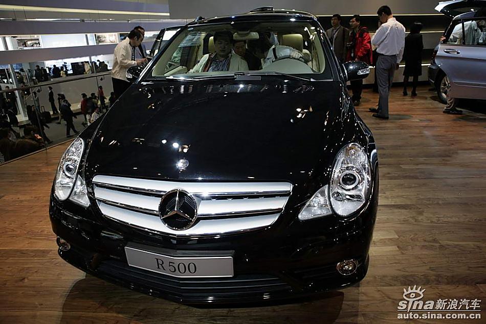 奔驰R500