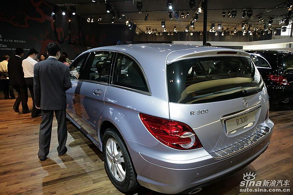 奔驰R300