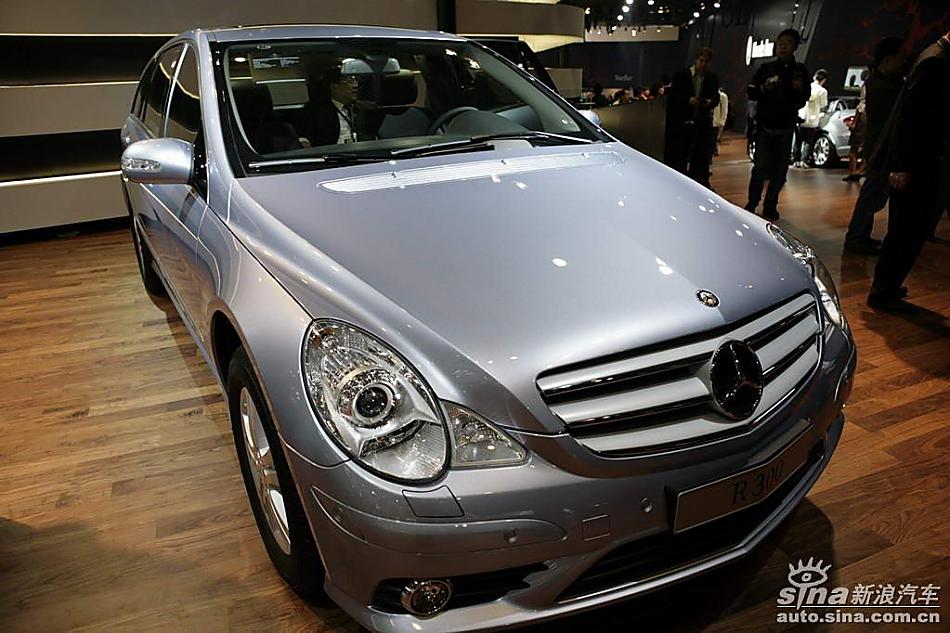 奔驰R300