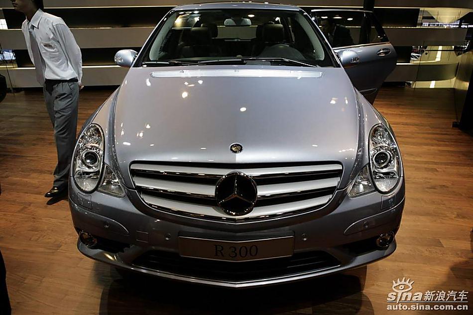 奔驰R300