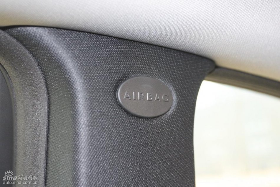 奔驰ML350内饰实拍图