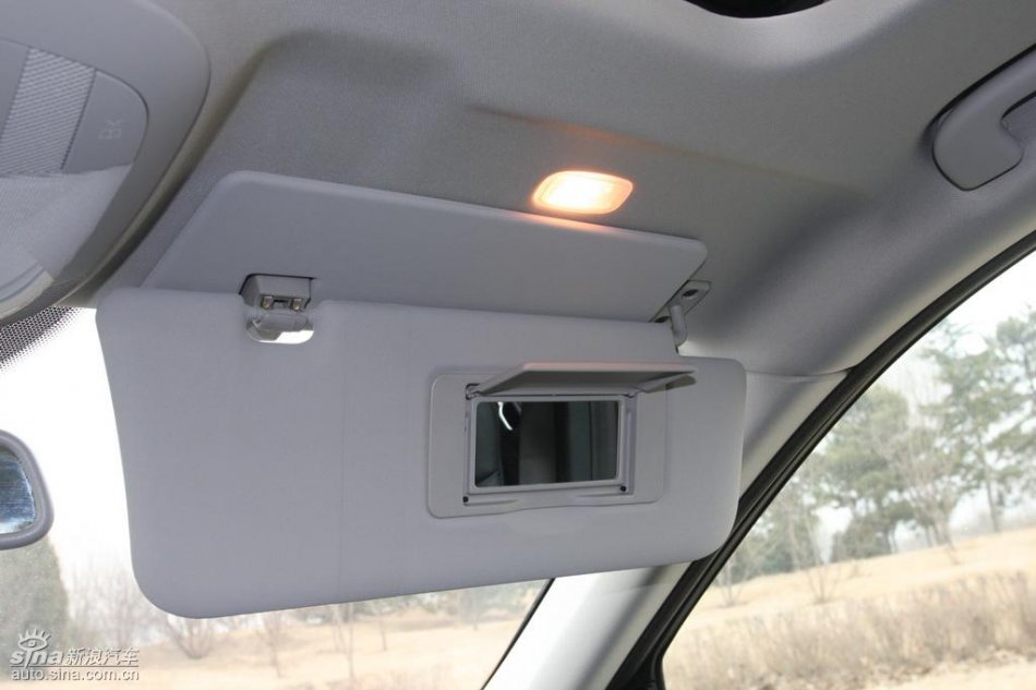 奔驰ML350内饰实拍图