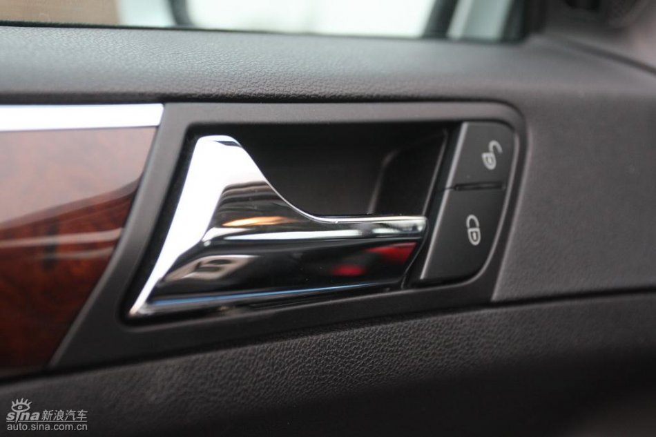 奔驰ML350内饰实拍图