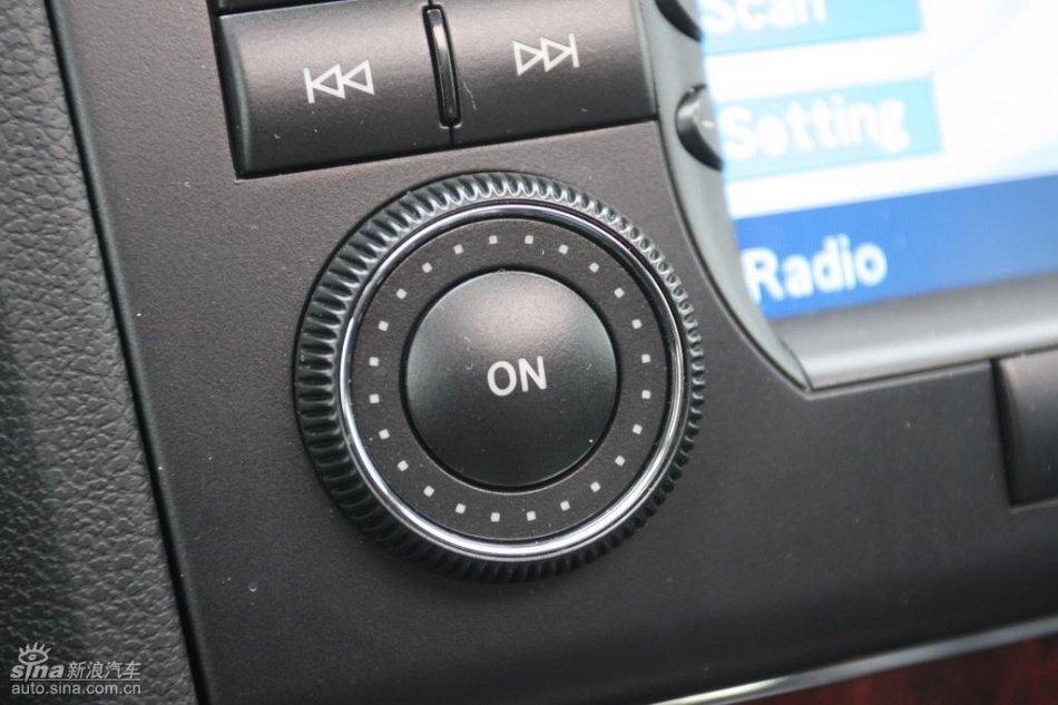 奔驰ML350内饰实拍图