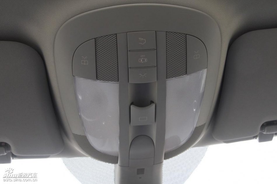 奔驰ML350内饰实拍图