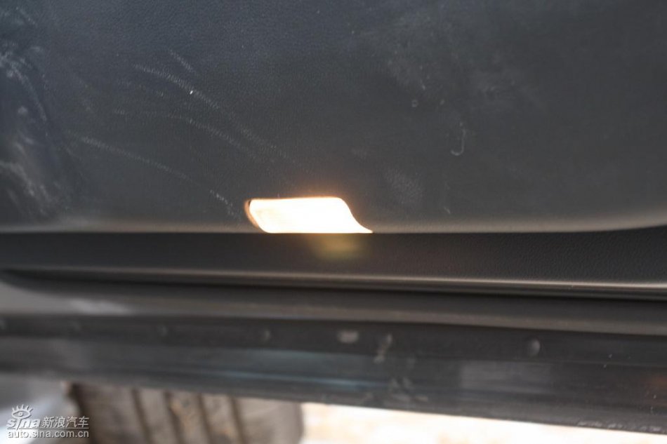 奔驰ML350内饰实拍图