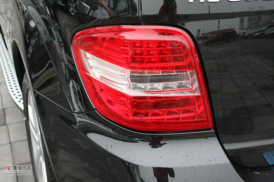 2010款奔驰ML350 4MATIC