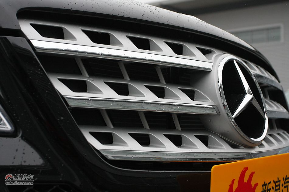 2010款奔驰ML350 4MATIC