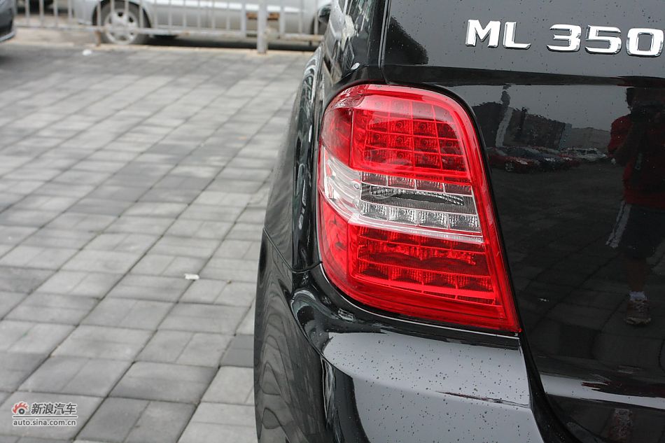 2010款奔驰ML350 4MATIC