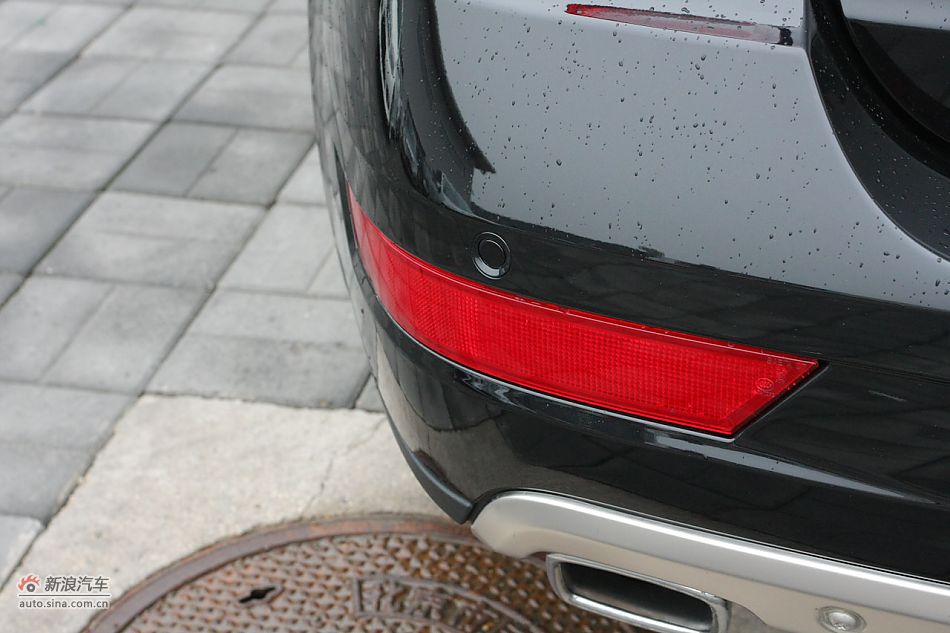 2010款奔驰ML350 4MATIC