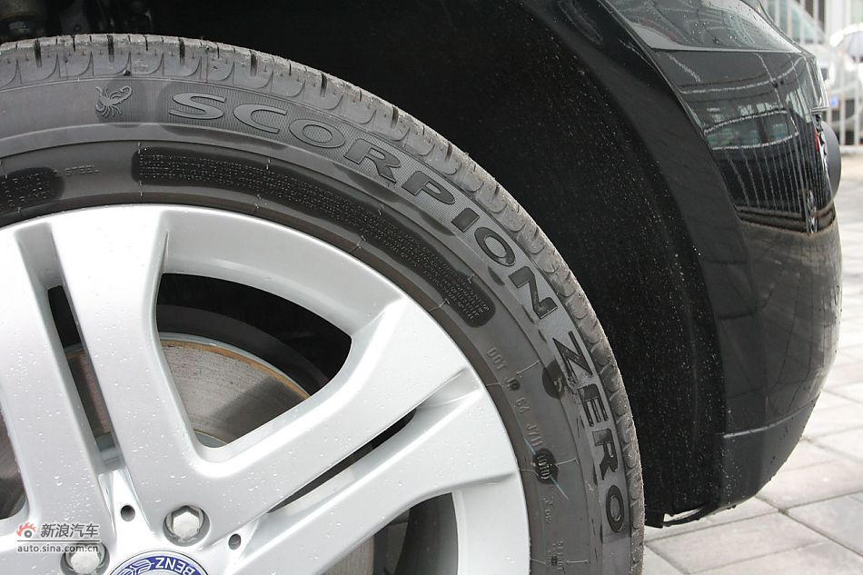 2010款奔驰ML350 4MATIC