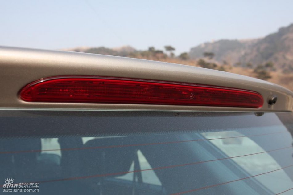 奔驰ML350外观实拍图