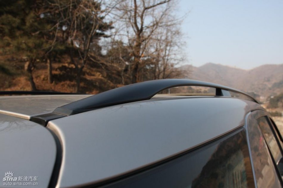 奔驰ML350外观实拍图