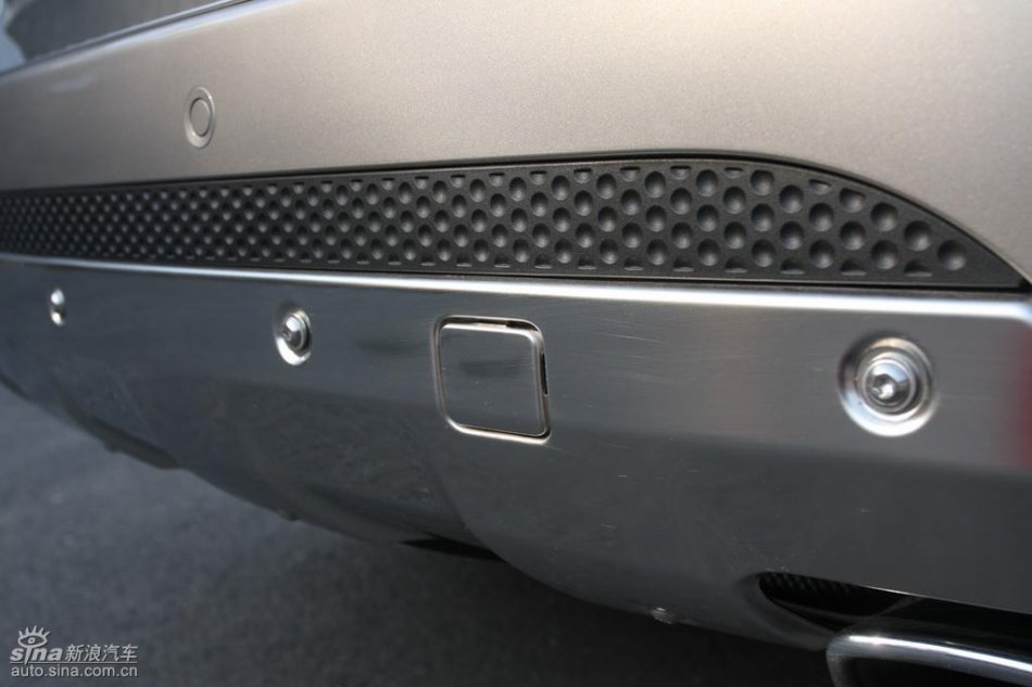 奔驰ML350外观实拍图