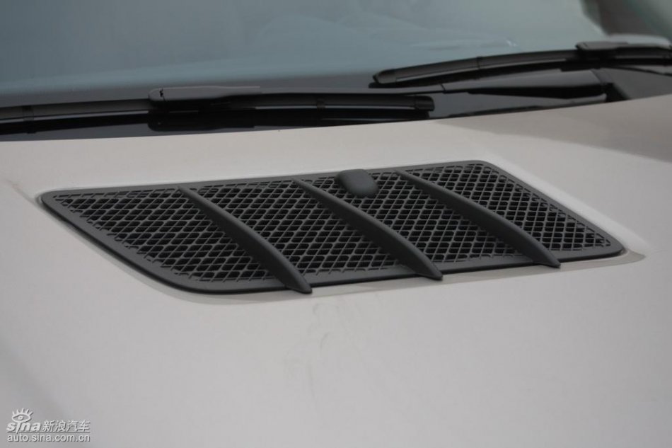 奔驰ML350外观实拍图