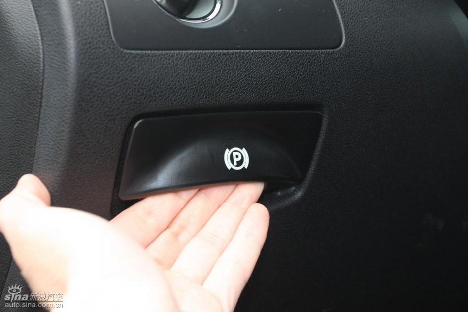 奔驰ML350内饰实拍图