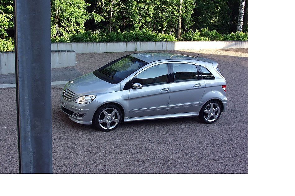 奔驰B级运动旅行车