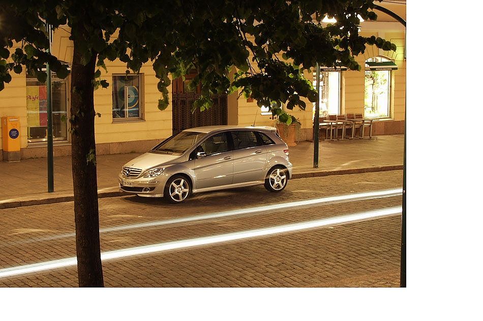 奔驰B级运动旅行车