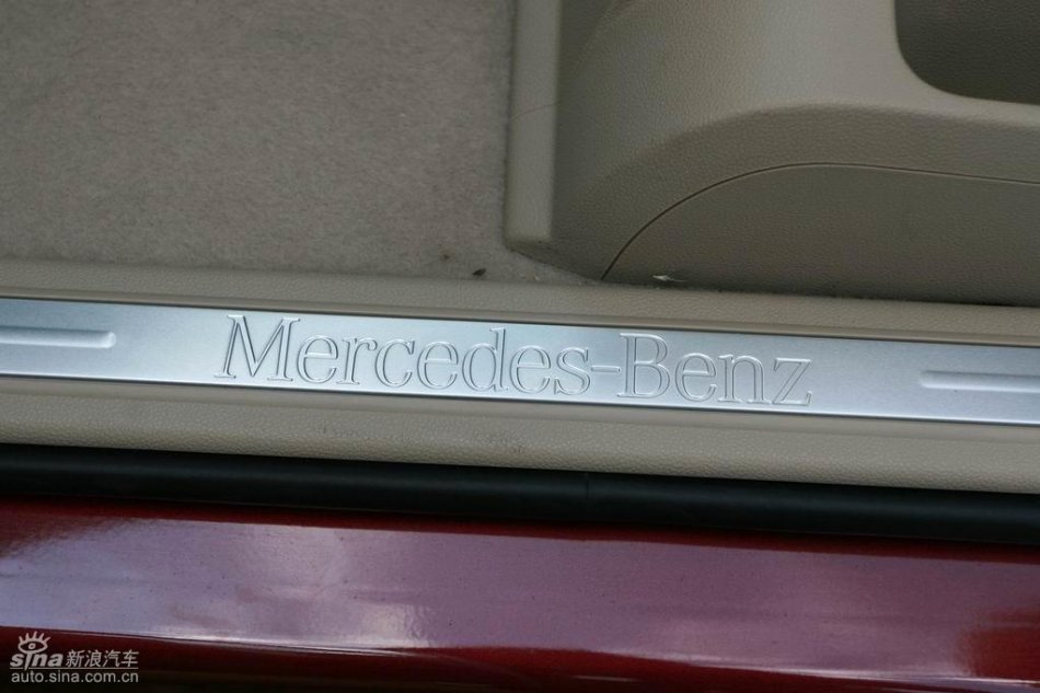 奔驰B200试驾图
