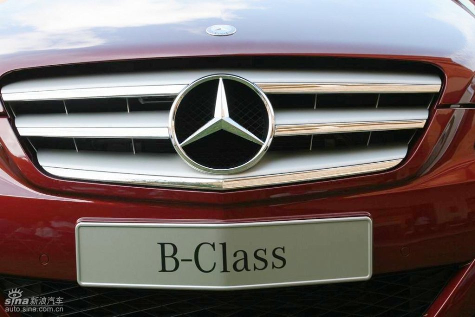 奔驰B200试驾图
