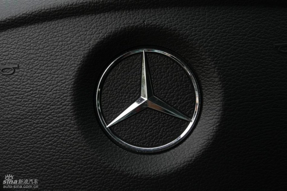 奔驰B200试驾图