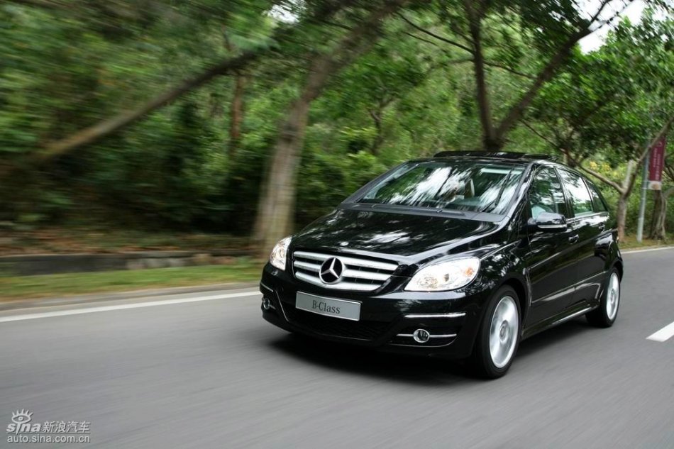 奔驰B-Class试驾动态