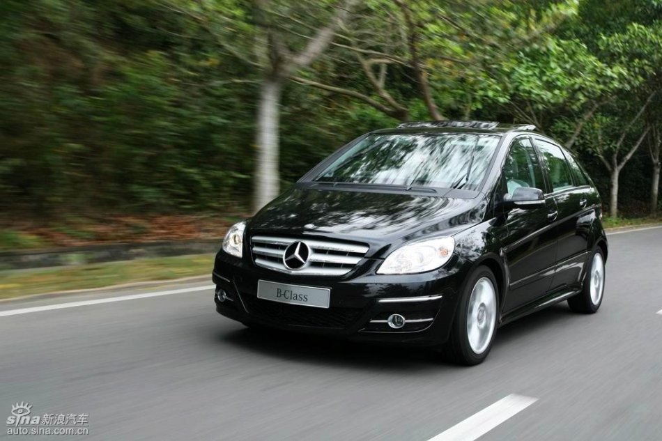 奔驰B-Class试驾动态