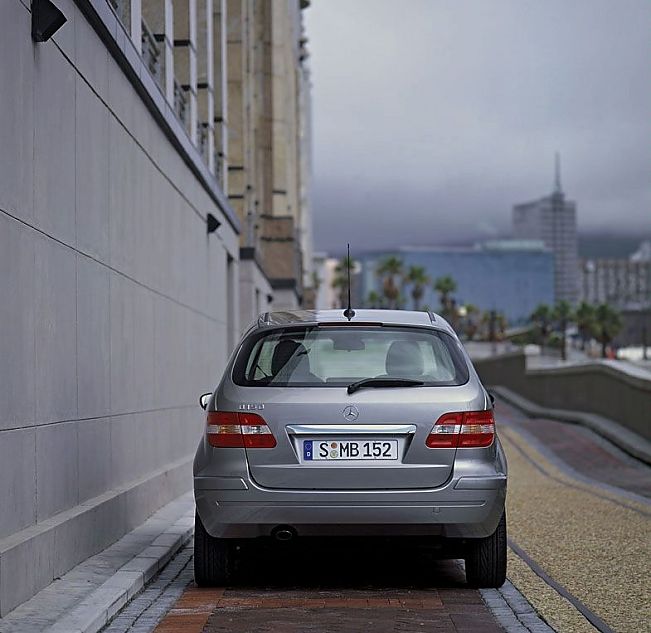 奔驰B级运动旅行车
