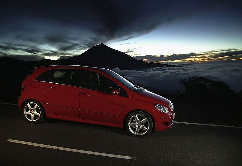 奔驰B级运动旅行车