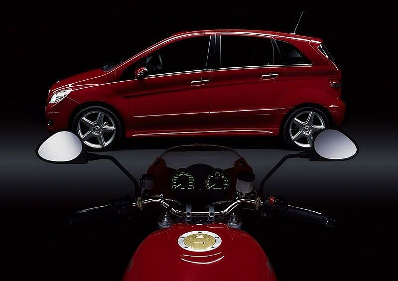 奔驰B级运动旅行车