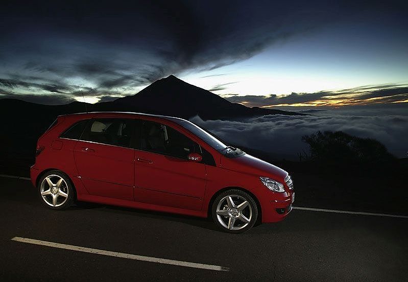 奔驰B级运动旅行车