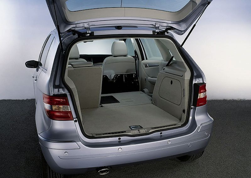 奔驰B级运动旅行车