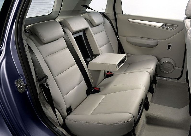 奔驰B级运动旅行车