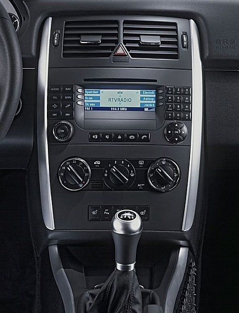 奔驰B级运动旅行车