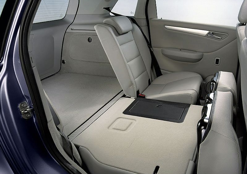 奔驰B级运动旅行车