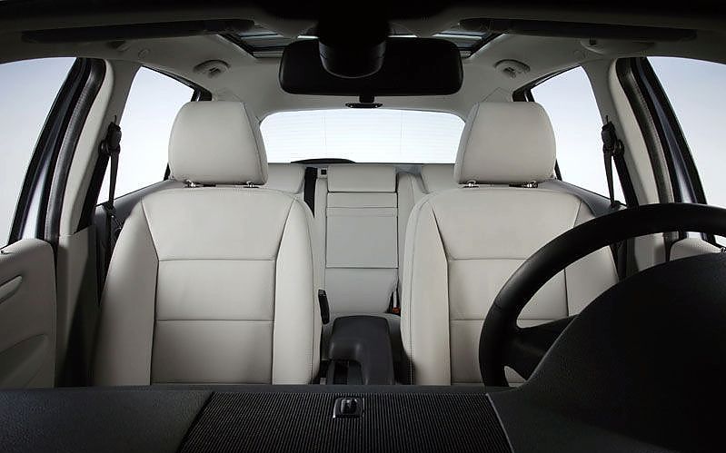 奔驰B级运动旅行车