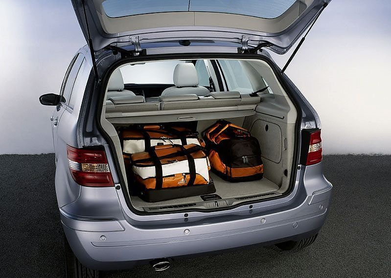 奔驰B级运动旅行车