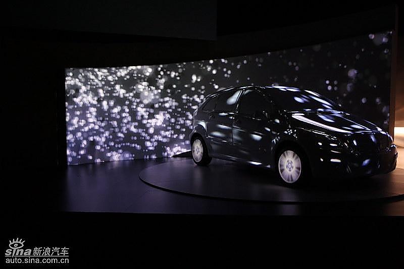 奔驰B级上市现场 