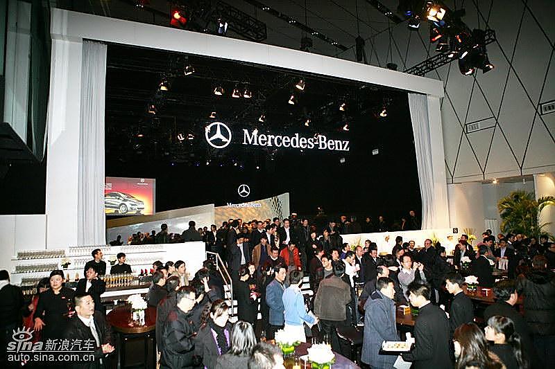 奔驰B级上市现场 
