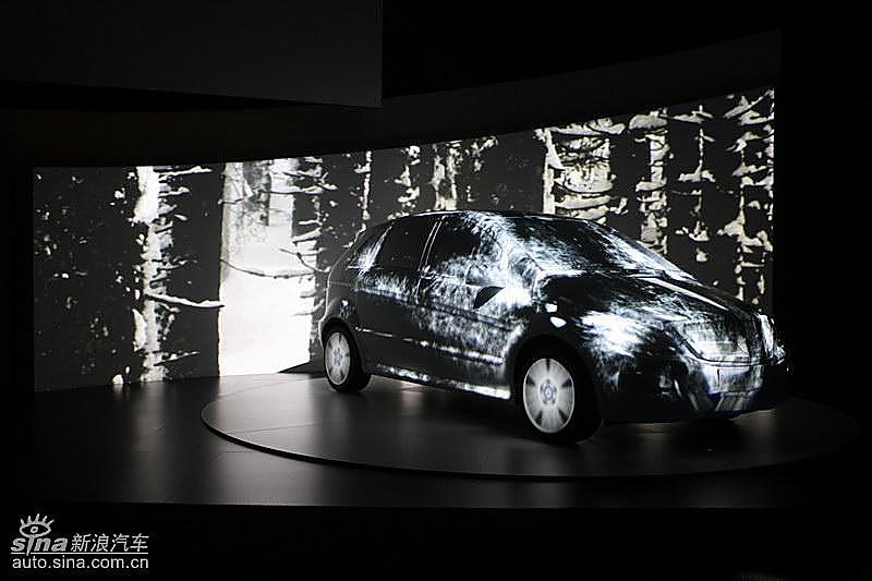 奔驰B级上市现场 