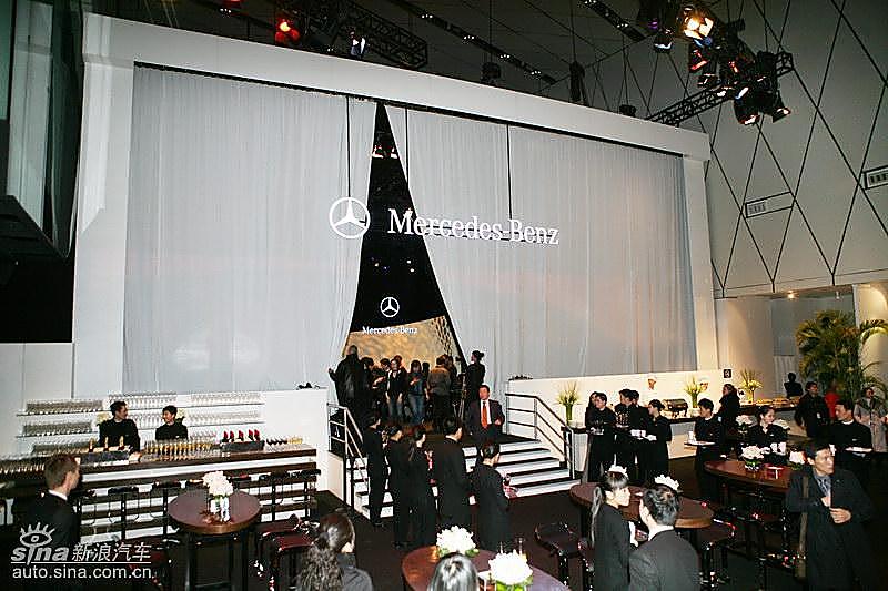 奔驰B级上市现场 