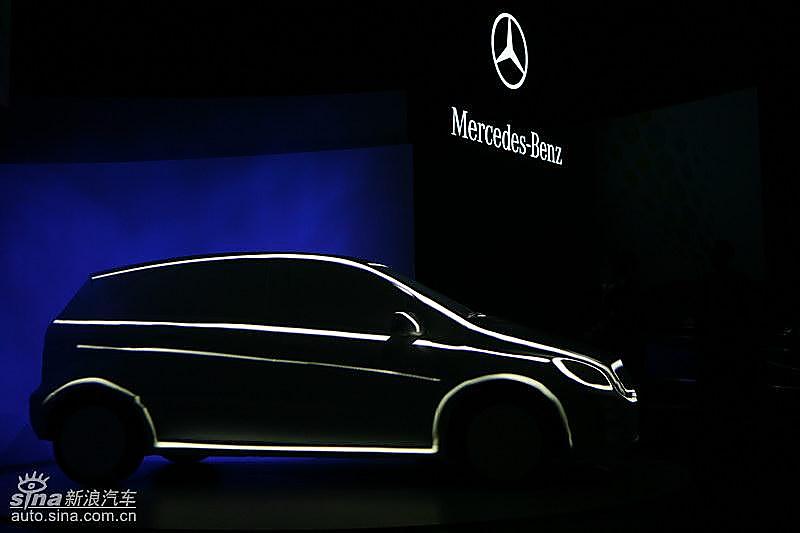 奔驰B级上市现场 