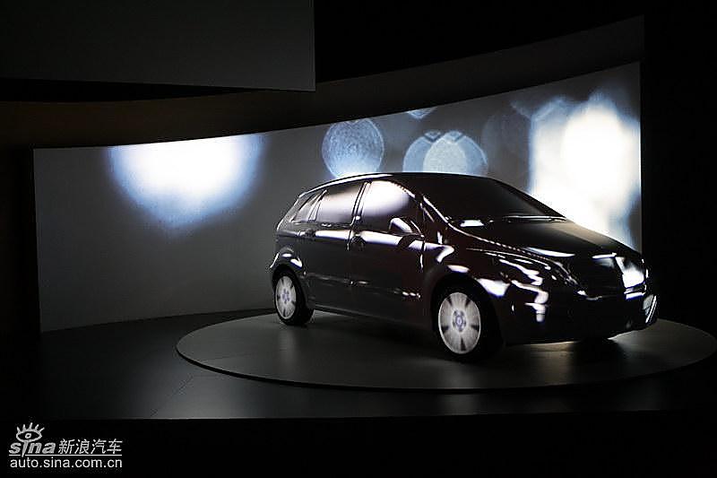 奔驰B级上市现场 