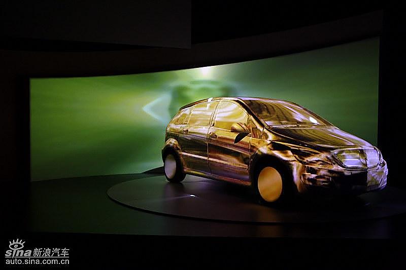 奔驰B级上市现场 