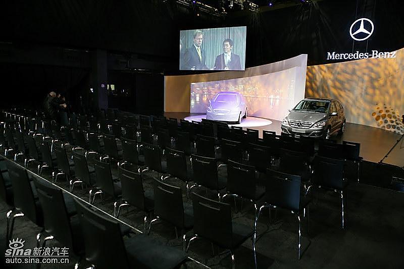 奔驰B级上市现场 