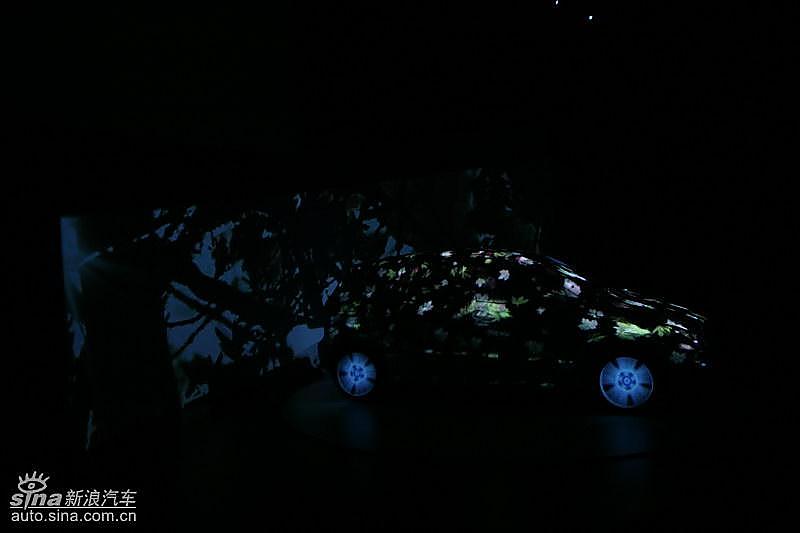 奔驰B级上市现场 